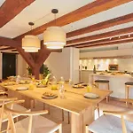 Appartamento Warm 3br Loft With Exposed Beams