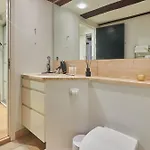 Warm 3br Loft With Exposed Beams Appartamento