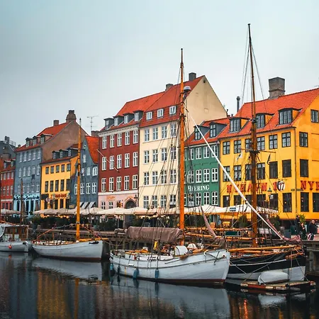 Warm 3br Loft With Exposed Beams * Copenaghen