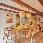 Warm 3br Loft With Exposed Beams *