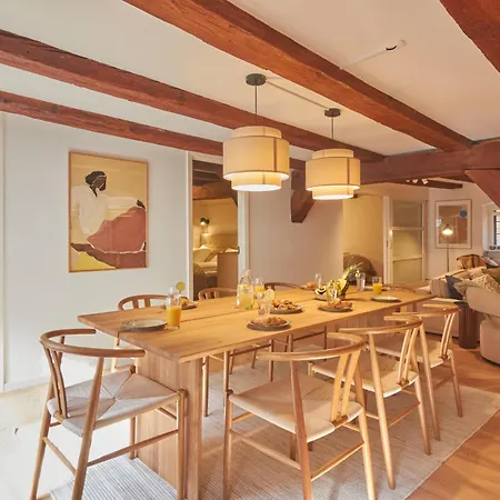 Warm 3br Loft With Exposed Beams *