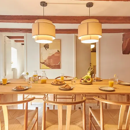 Warm 3br Loft With Exposed Beams