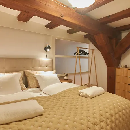 Warm 3br Loft With Exposed Beams * Copenhague