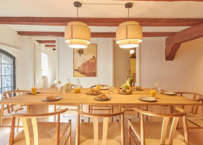 Warm 3br Loft With Exposed Beams